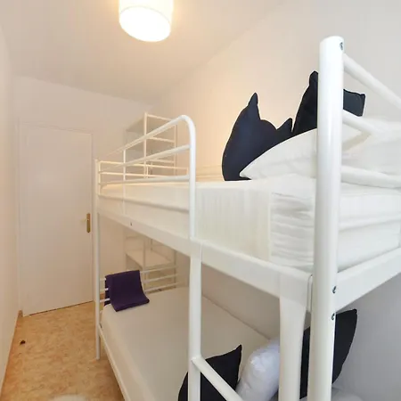 In With Stunning Sea Views Apartmán