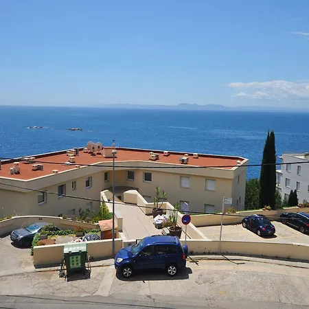 Apartmán In With Stunning Sea Views *