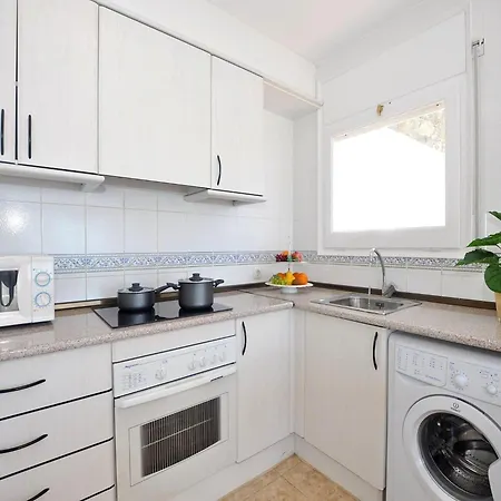 In With Stunning Sea Views